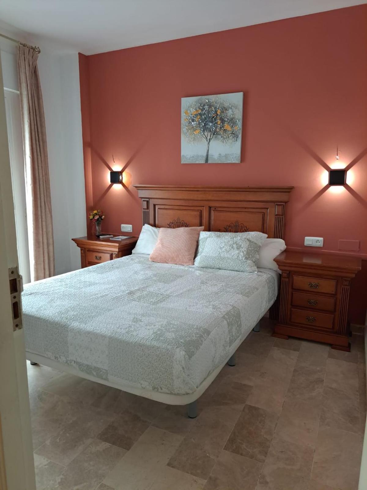 Hostal Montys Nerja Exteriör bild
